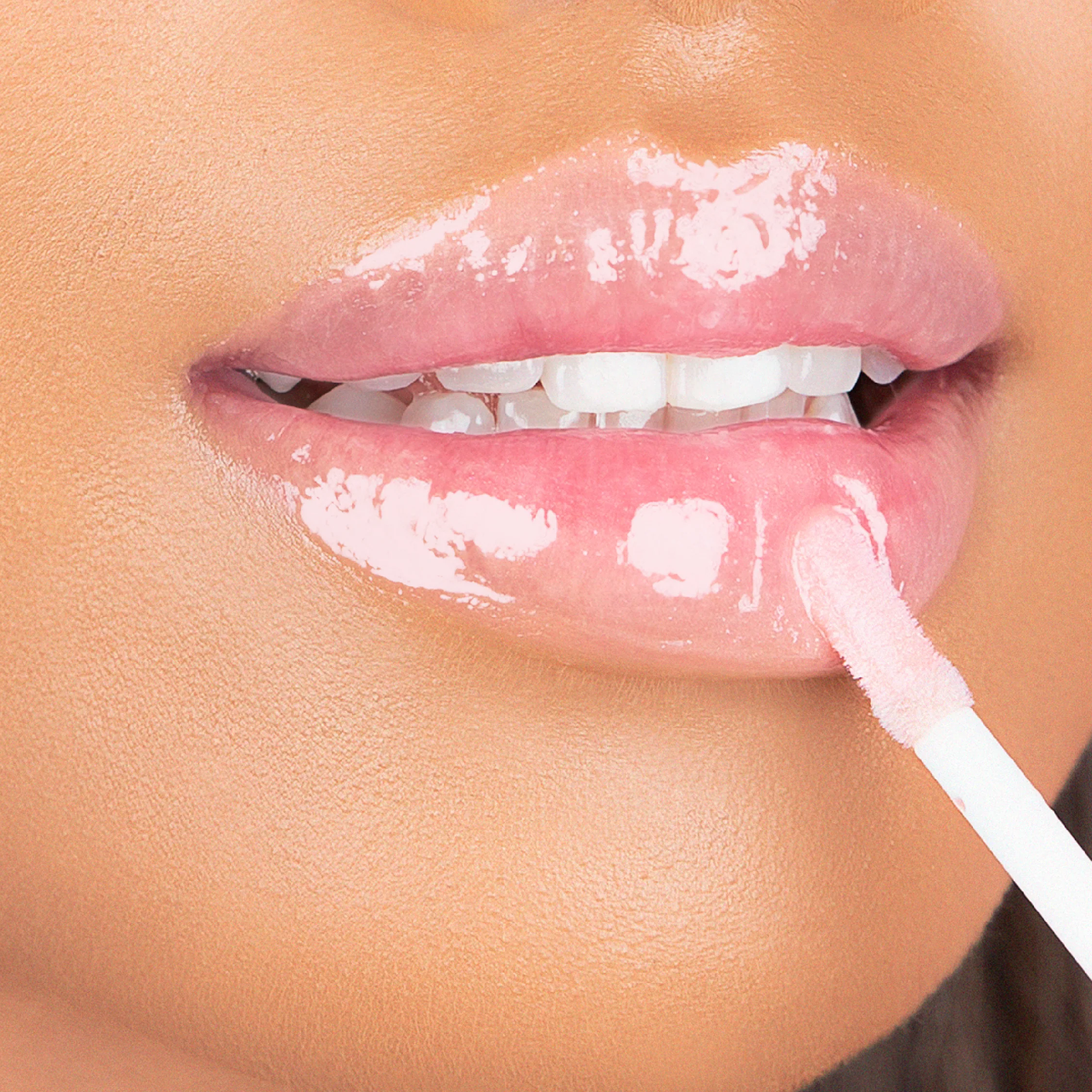 LipLights Shine Gloss - Image 23