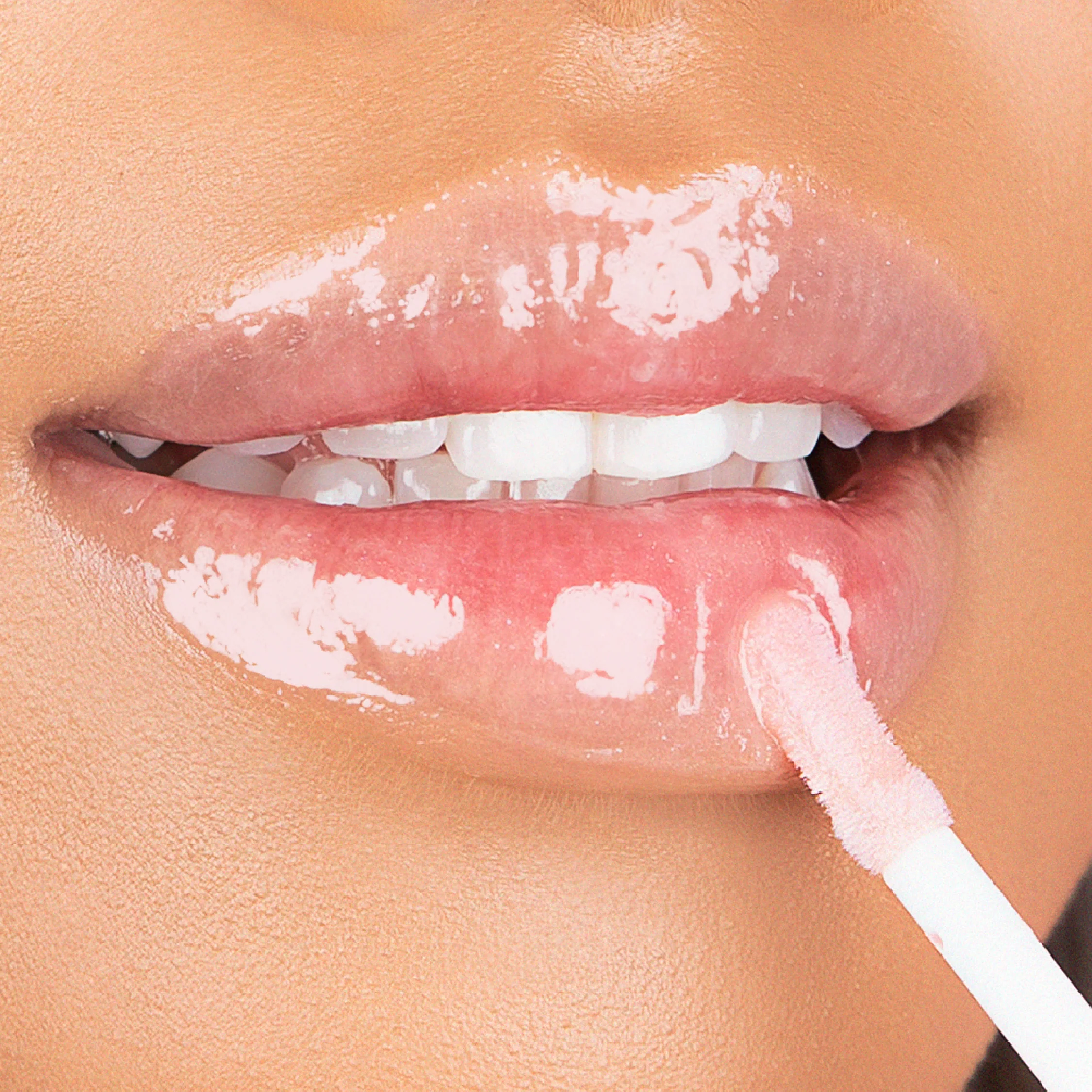 LipLights Shine Gloss - Image 26