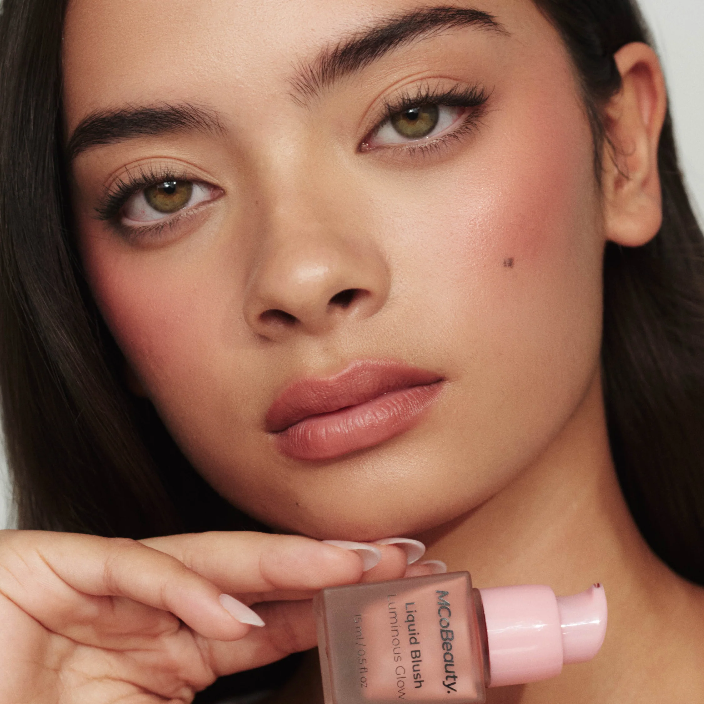 Liquid Blush Luminous Glow - Image 14