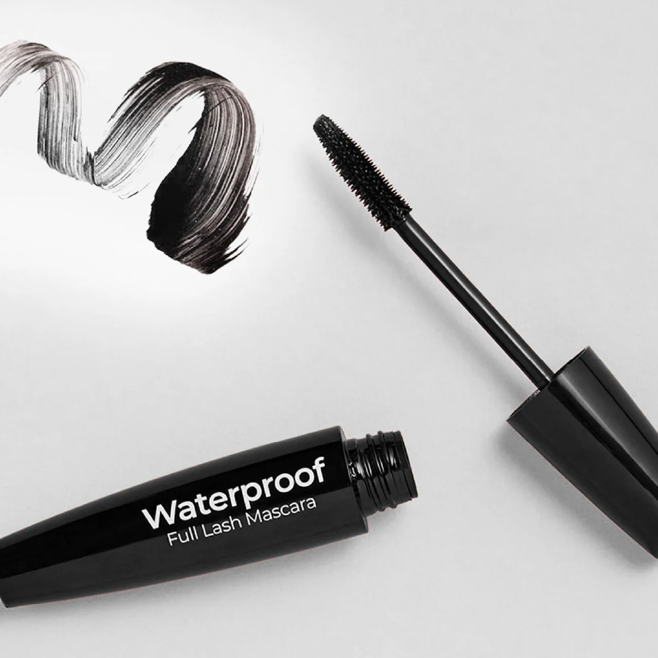 Waterproof Full Lash Mascara - Image 4